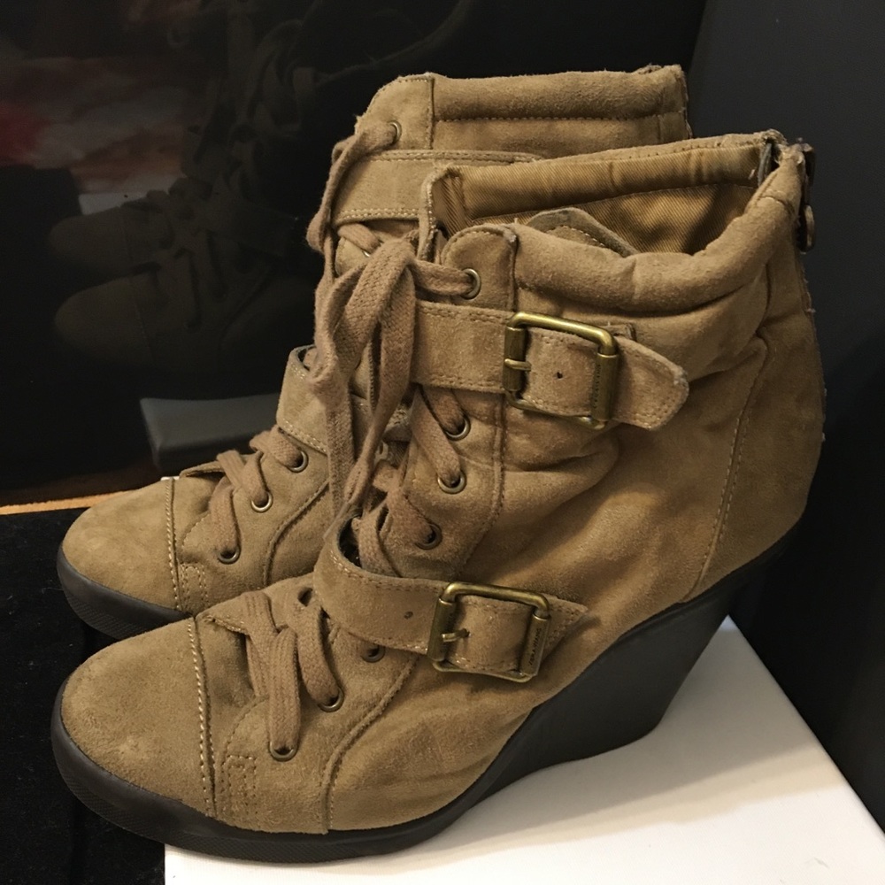 Ankle boots